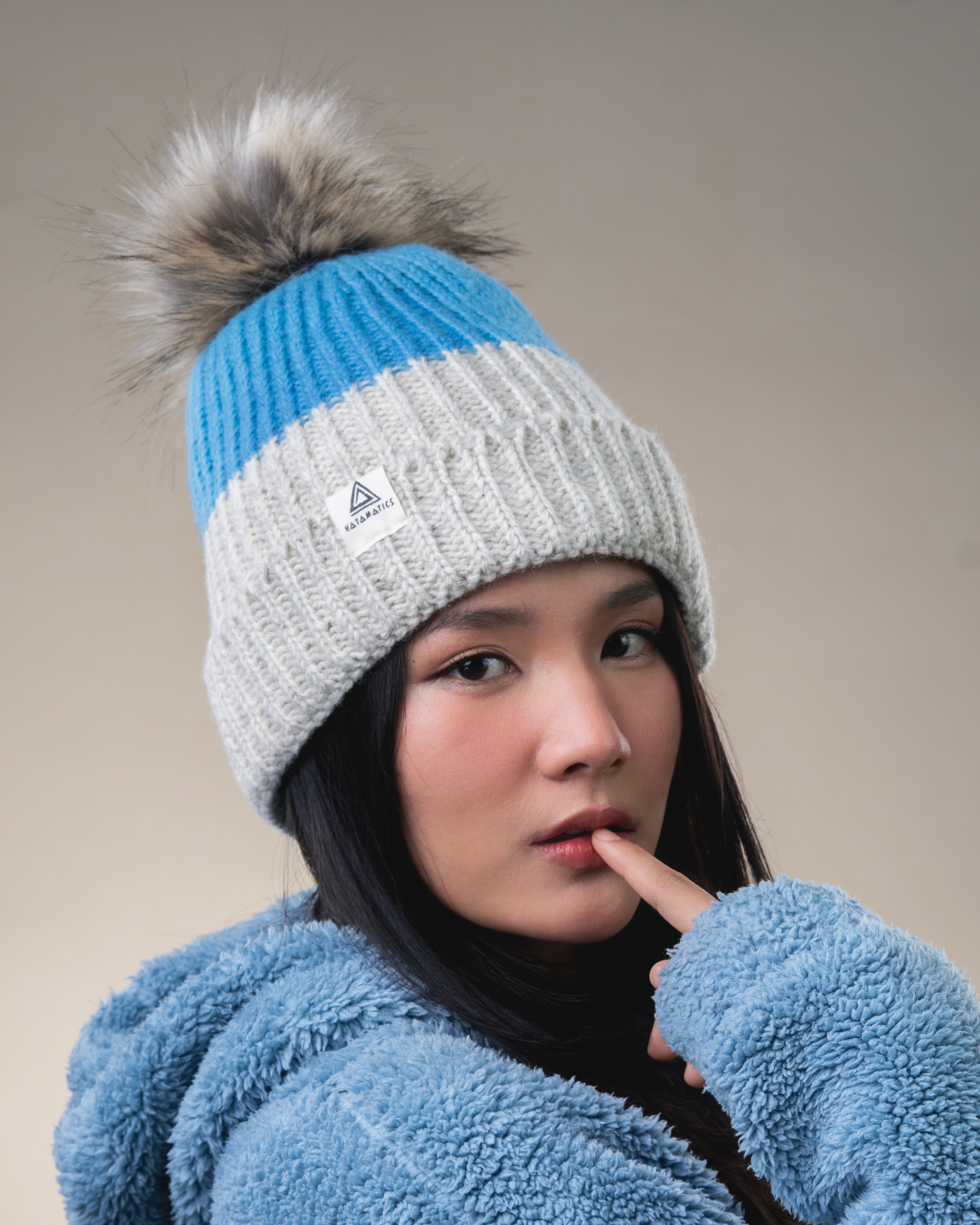 Mt. Everest – Pompom Rib Knit - Baby Blue